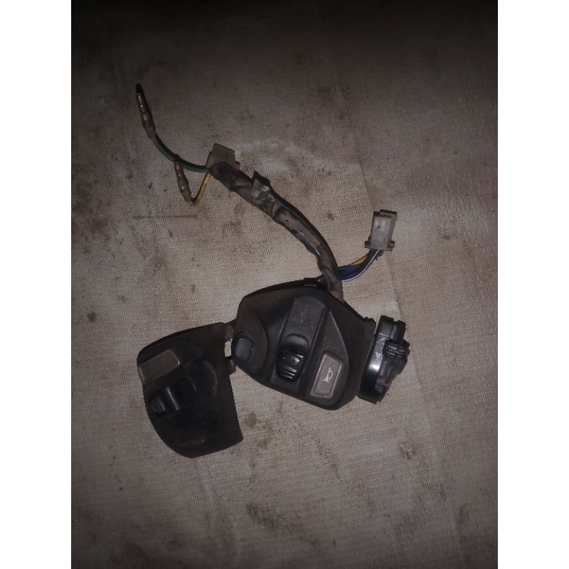 saklar lampu Mio sporty original