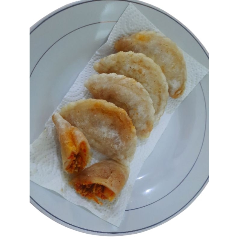 

Cireng Isi Ayam Suwir Pedas/Original isi 5pcs