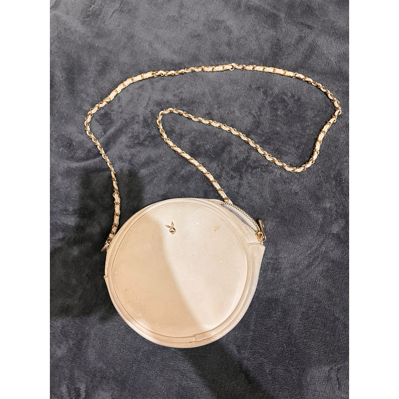 playboy circle sling bag
