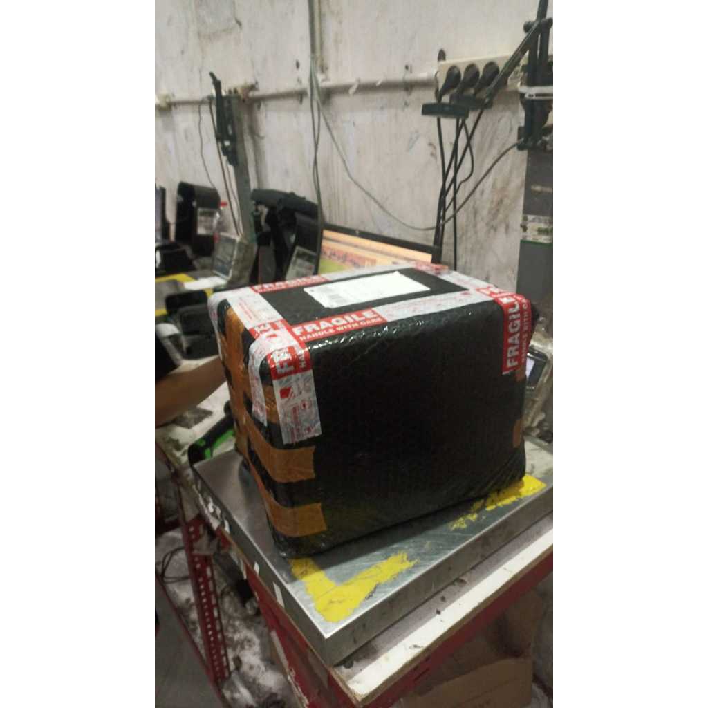 

TAMBAHAN PLASTIK BUBBLE WRAP