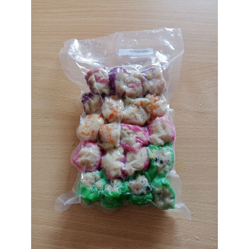 

Dimsum mini mix isi 20pcs lebih praktis untuk sehari dengan kemasan pas utuk keluarga