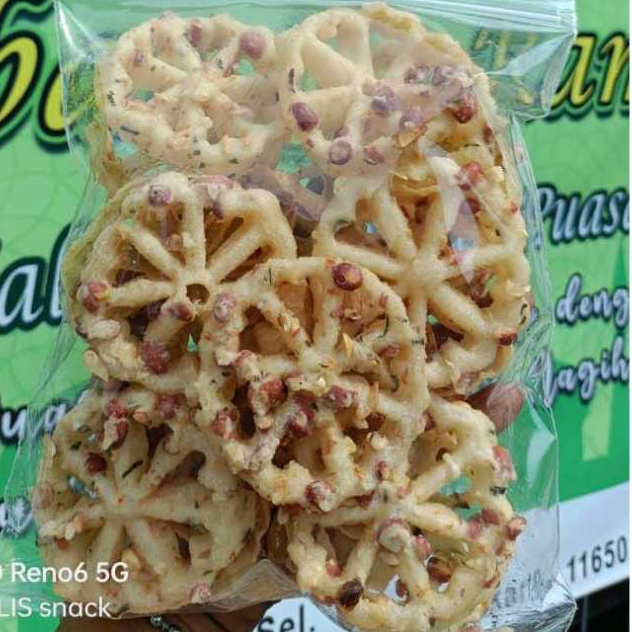 

PEYEK KEMBANG GOYANG PEYEK KACANG ISI 15 PCS