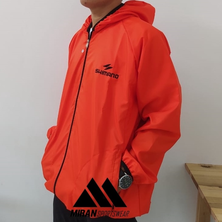 KODE U39B Jaket Olahraga Parasut Pria Wanita Jumbo Ukuran Besar XXXL LD 12 125 Jaket Olahraga Hijab 