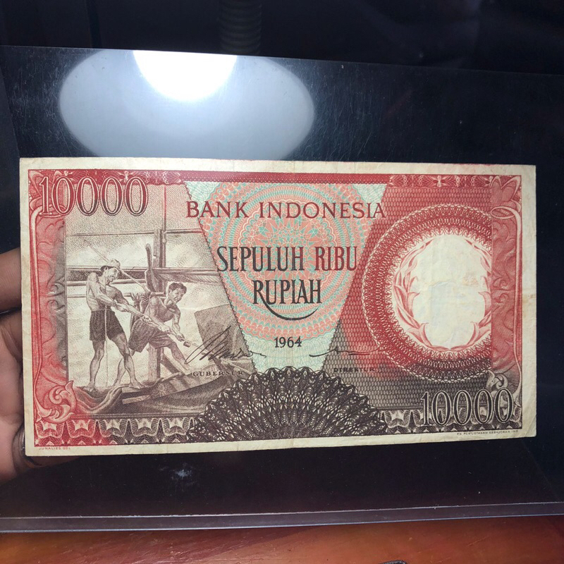Uang Kuno 10000 Seri Pekerja Merah Tahun 1964 No. Seri 9