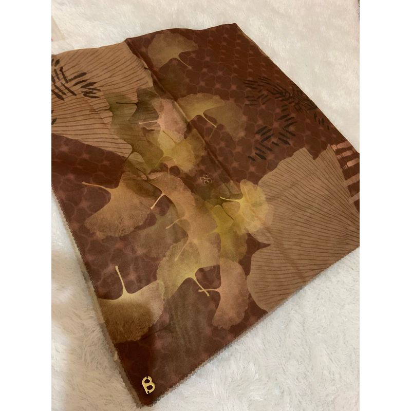 preloved buttonscarves ginkgo series