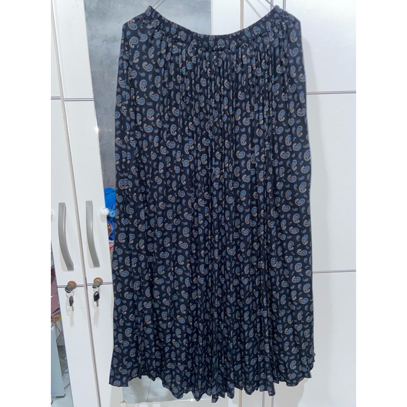 rok plisket rapi motif Niko and