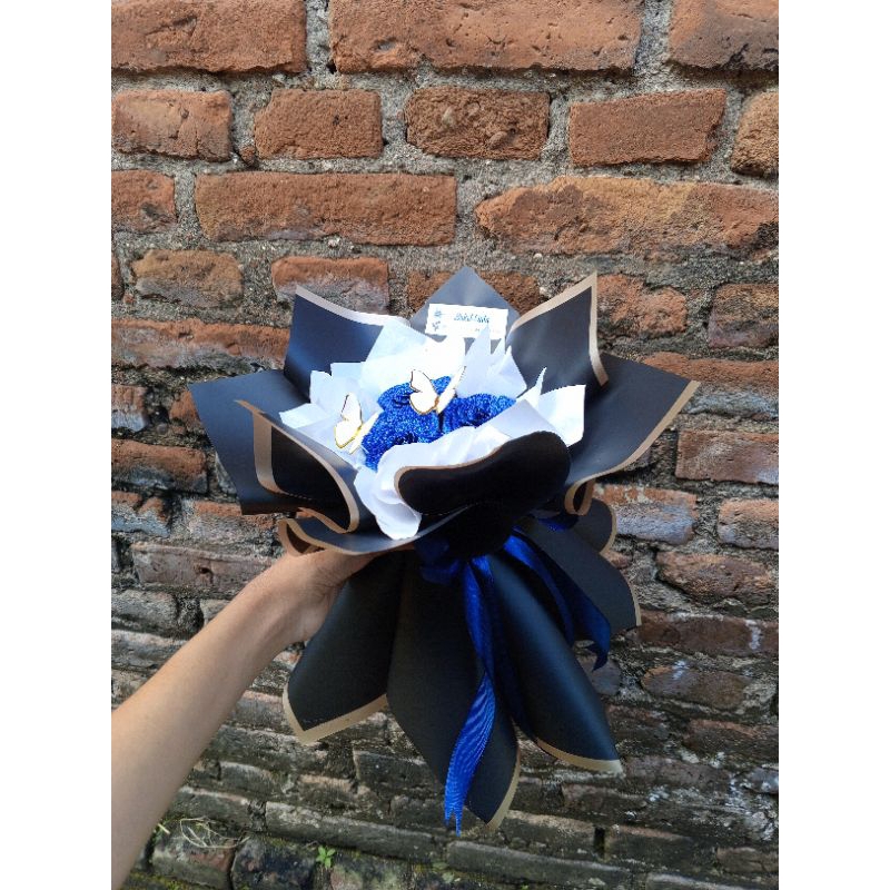 

Buket pita satin