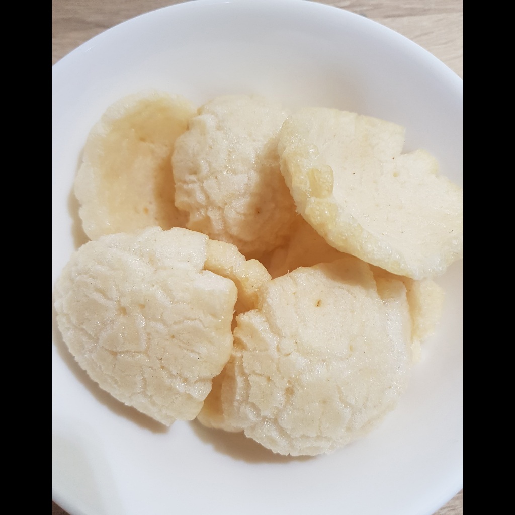 

Kerupuk Mangkok dan Kemplang asli Ikan tenggiri