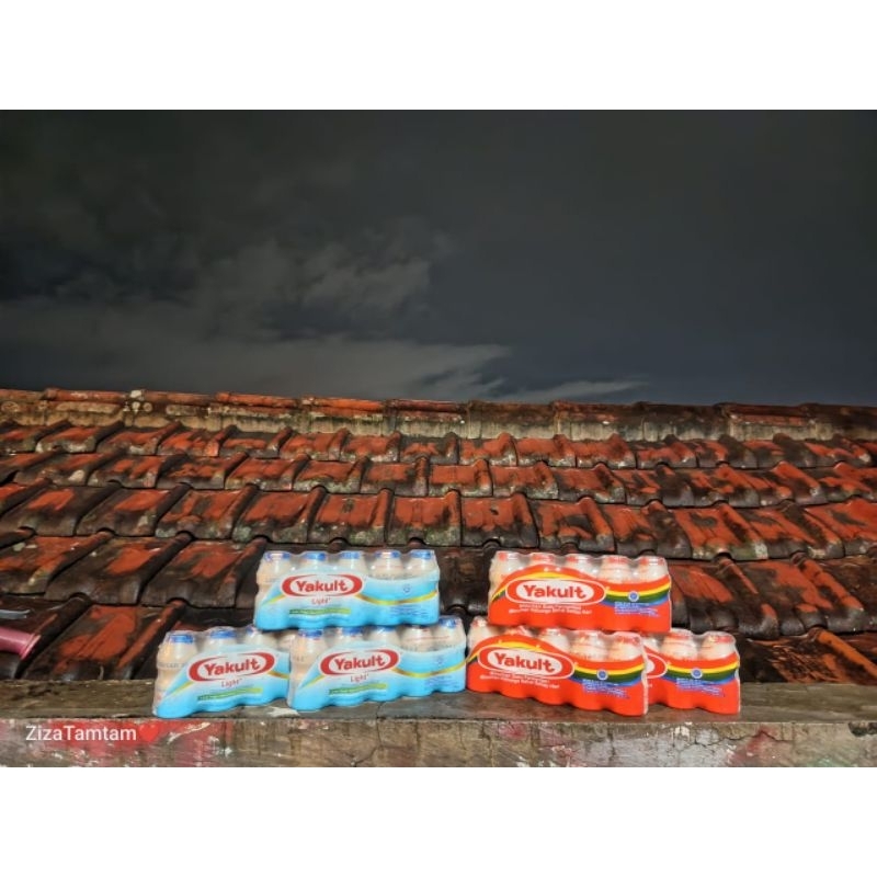 

Yakult