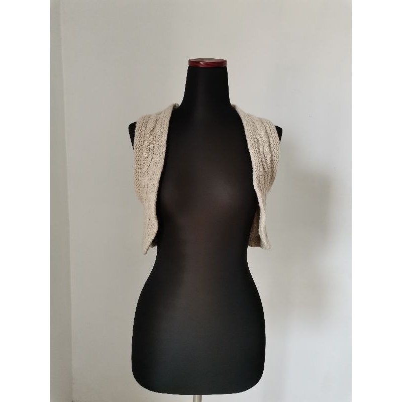 Outer rajut Giordano