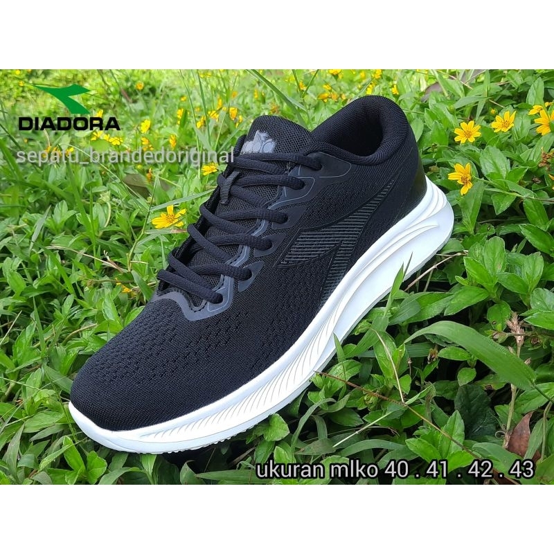 sepatu sekolah sport runing pria diadora hitam original diadora malco black