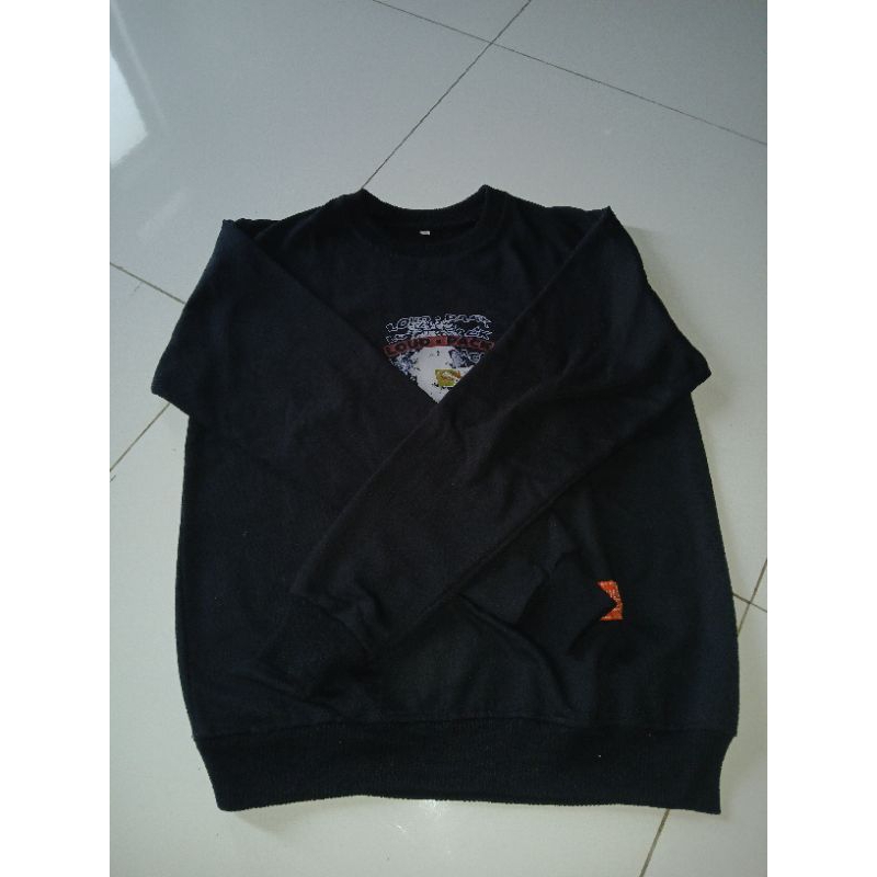 PRELOVED CREWNECK HITAM