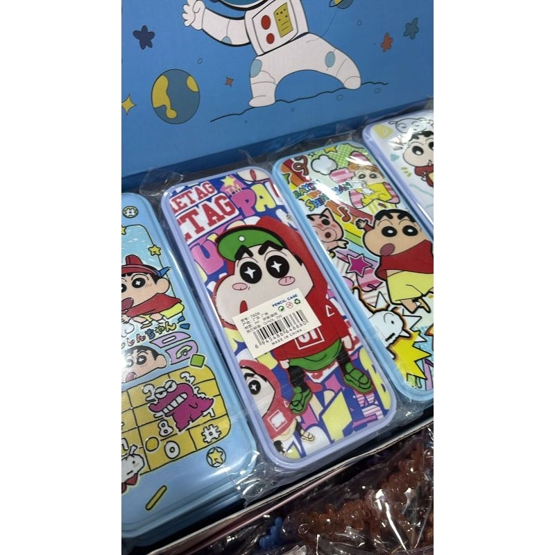 

1 BOX KOTAK PENSIL SHINCAN PREMIUM ISI 12
