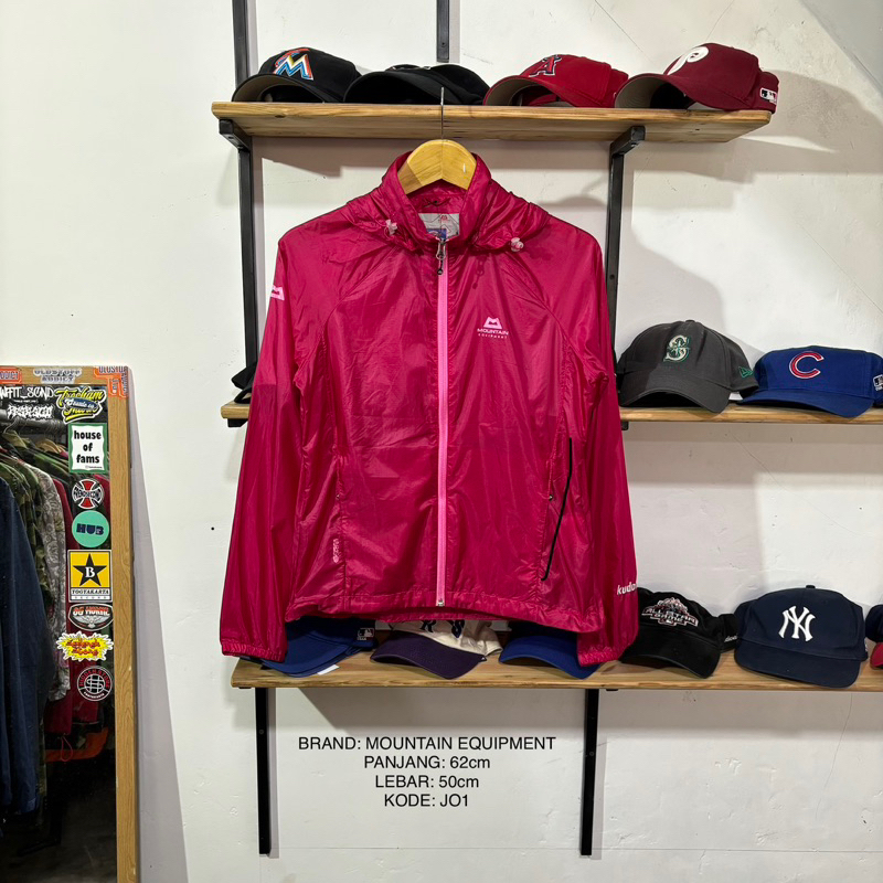 Jaket Outdoor Mountain Equipment