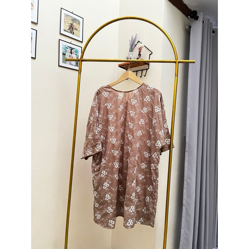 preloved tunik Yasmin premium bordir tunic Ld 140