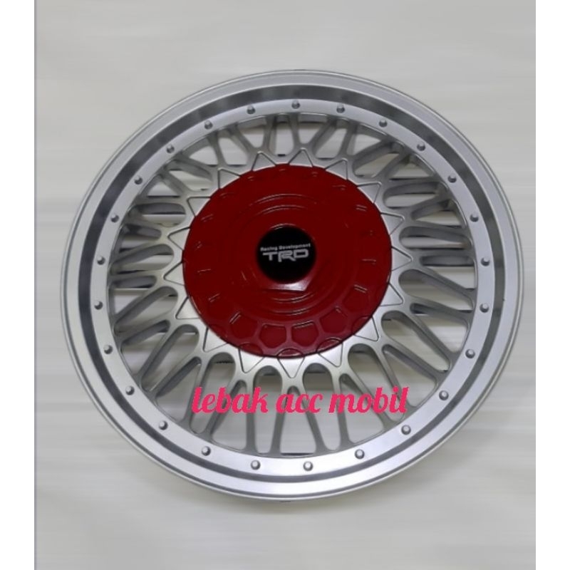 Dop velg / dop roda mobil ring 13 model CL warna silver combinasi merah