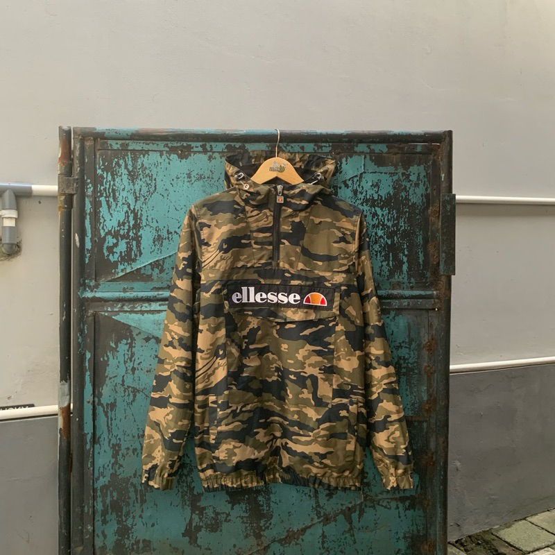 ellesse mount camo