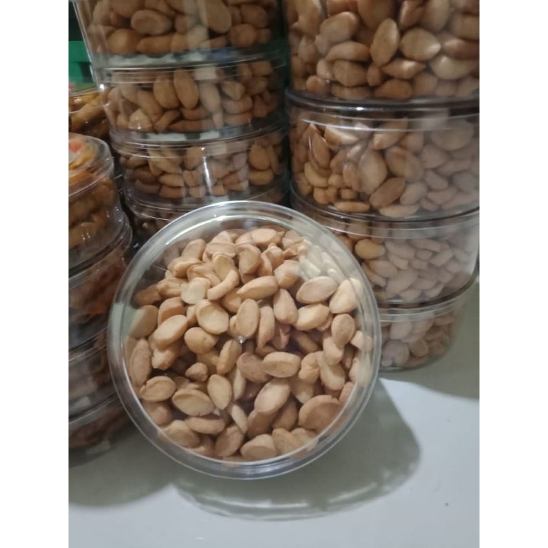 

Kue Biji Ketapang Manis Gurih 500g Terlaris