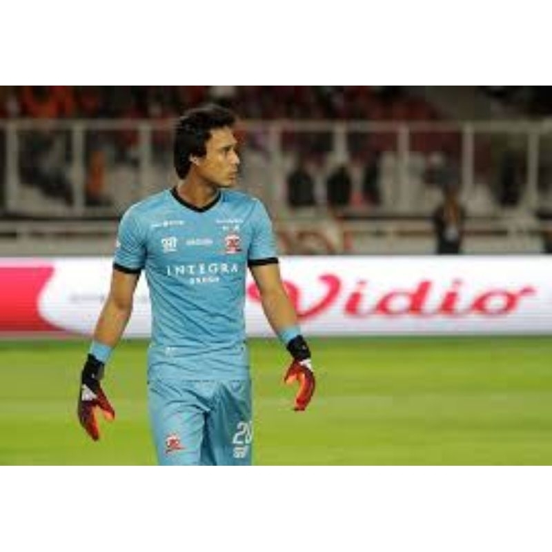 Jersey Madura United GK 2021/2022, LS