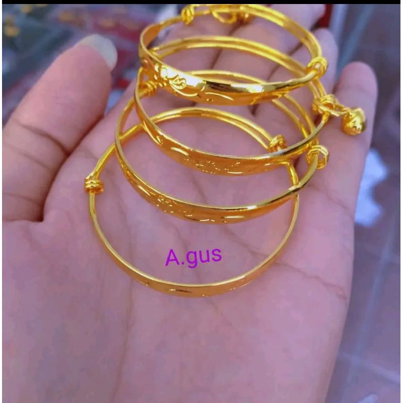 gelang bayi 3 bulanan