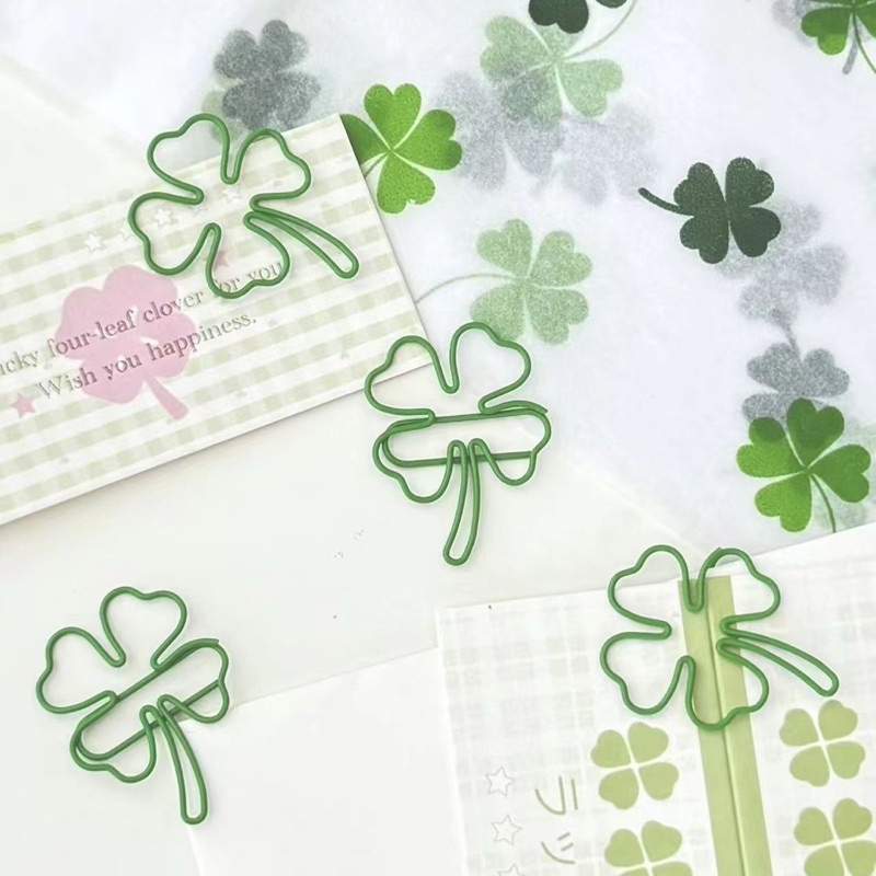

Paper Clip Clover // Penjepit Kertas Semanggi Hijau