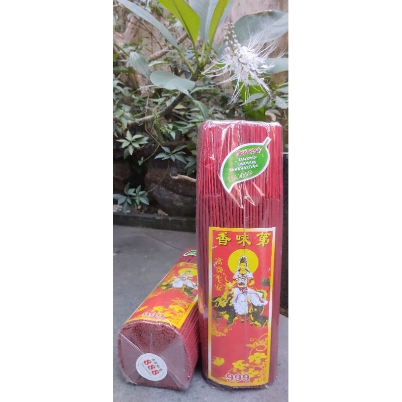 Dupa Merah Cina wangi asli Bali aroma CENDANA kemasan 1000 gr Panjang stick 32 cm