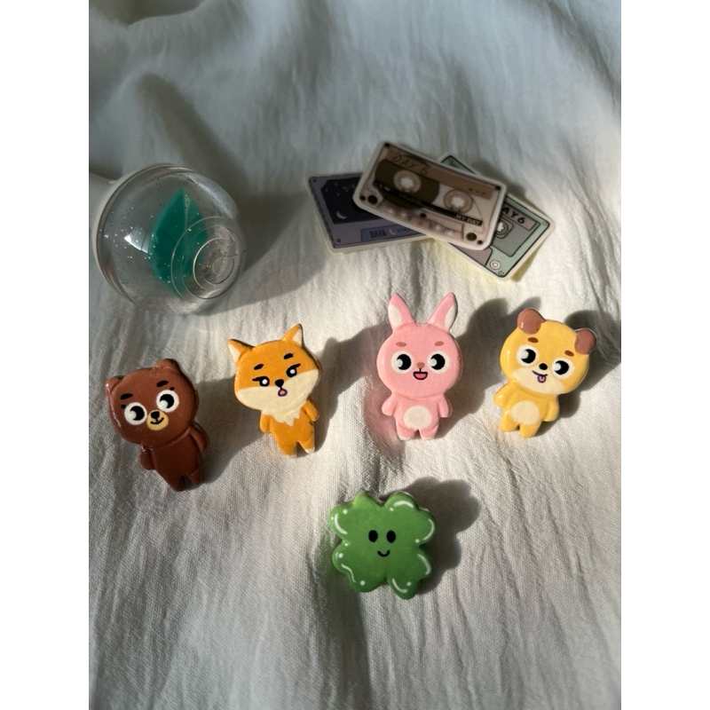 (PROMO) Day6 - Denimalz Clay Pin (Bisa custom) SUNGJIN YOUNGK WONPIL DOWOON JAE / BANG KE PIL DON JJ