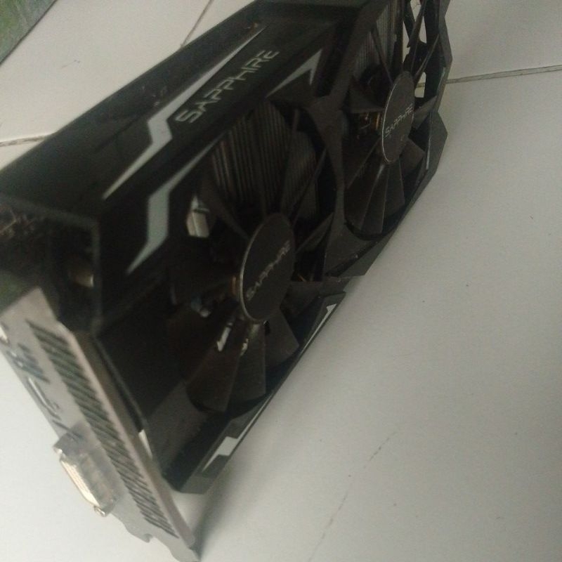 SAPHIRE AMD RX 460 2gb Rusak