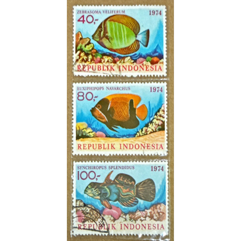 

(BA) PRANGKO INDONESIA 1974 IKAN HIAS LAUT 3V SERIES USED .