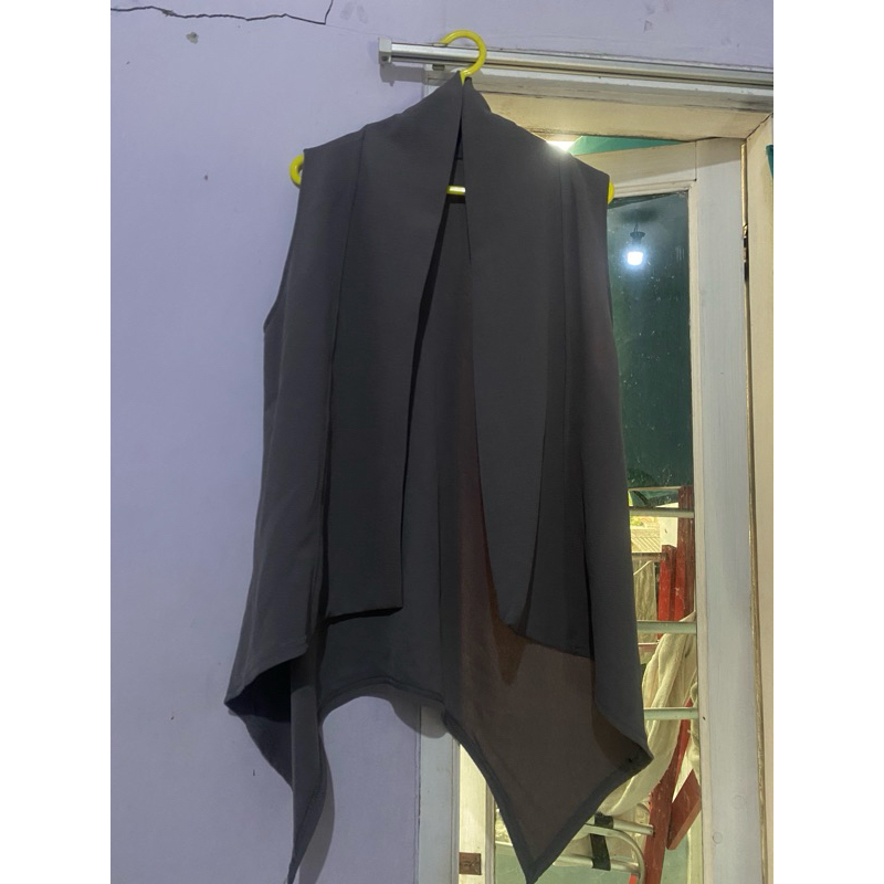 Vest Wanita warna abu