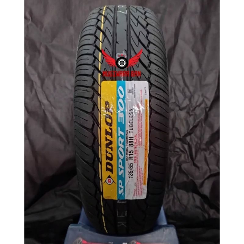 BAN MOBIL DUNLOP 185 65 R15 SP SPORT 300 TUBELESS COCOK UNTUK ERTIGA MOBILIO