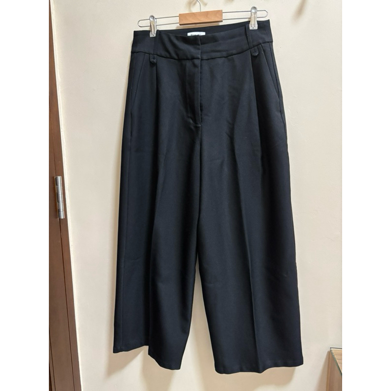 Preloved (PL) - Celana Bahan Kerja Hitam Panjang POMELO/ Wide Leg Pants Black