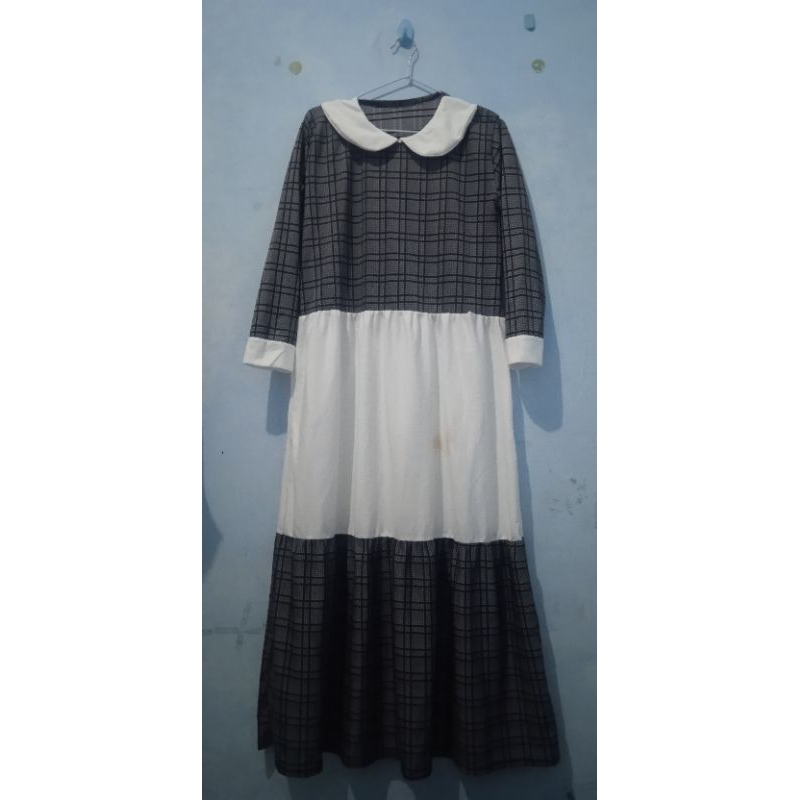 Gamis kotak-kotak Hitam Putih