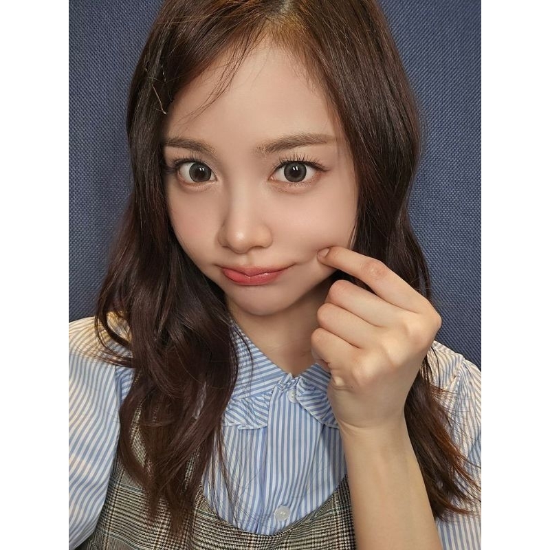 100PCS PHOTOCARD H2H CARMEN JIWOO PILIH MEMBER