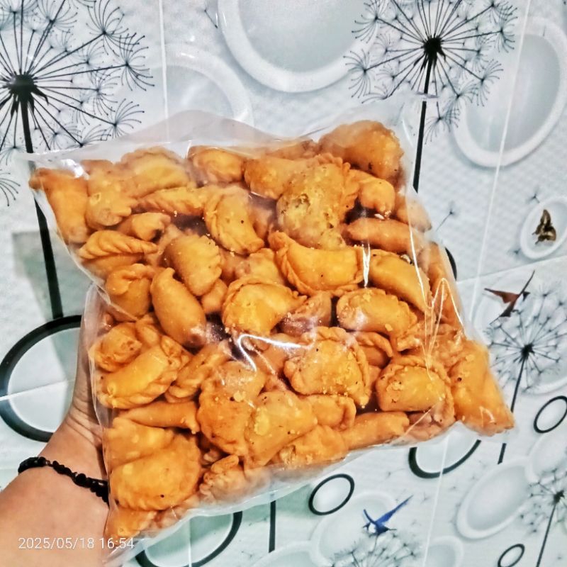 

Pastel mini abon sapi kemasan 500gram