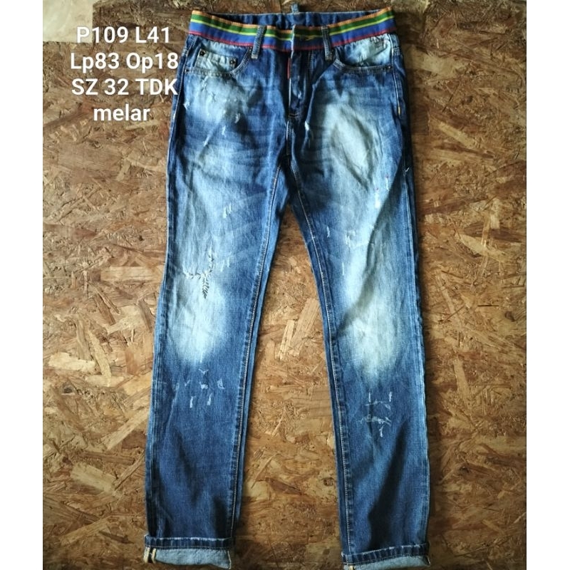 celana jeans dsquared2