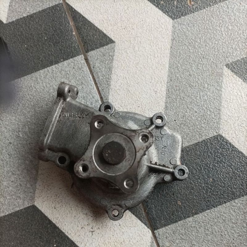 waterpump nissan sentra b13