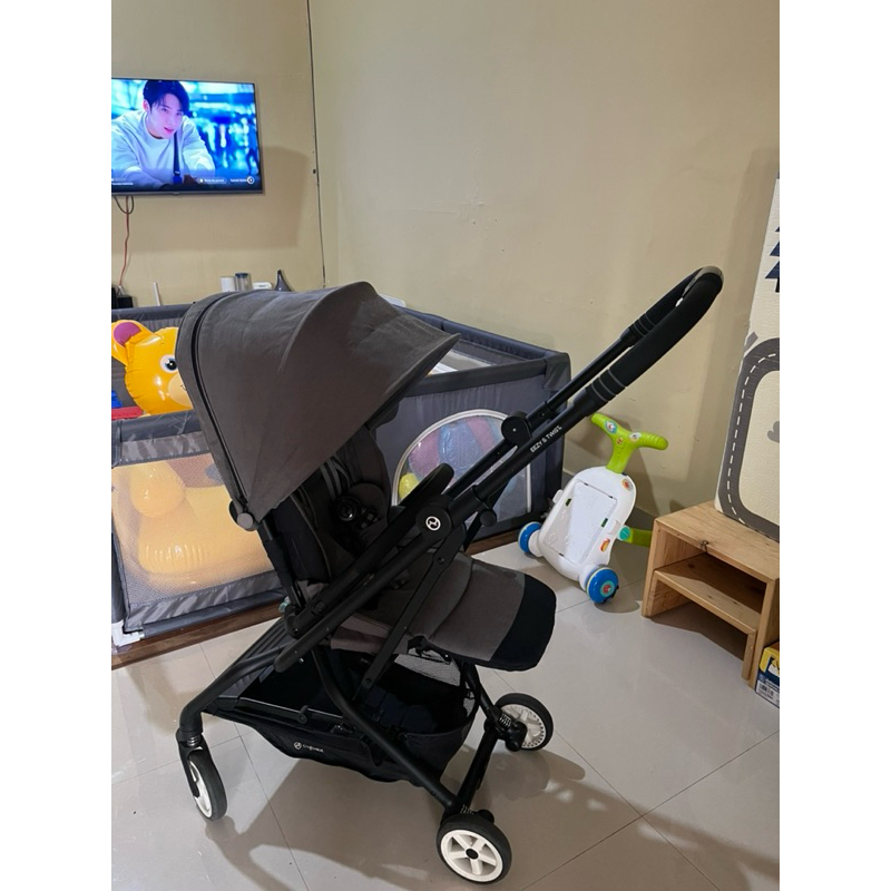 PRELOVED STROLLER CYBEX EEZY S TWIST2 (NEGO)