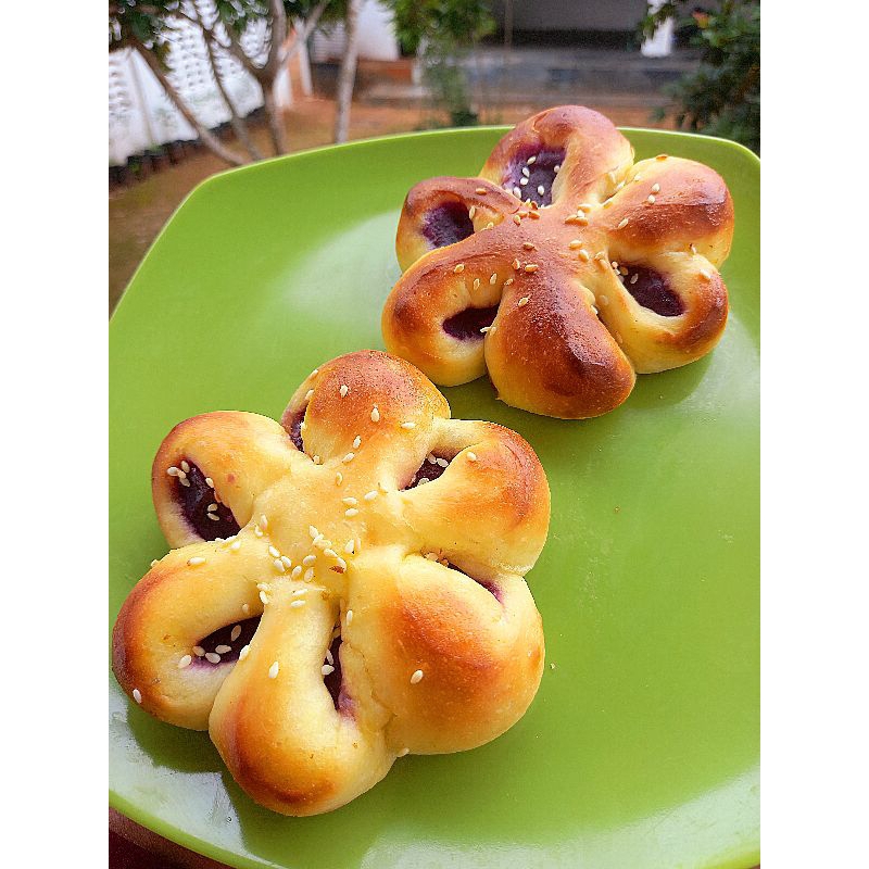 

pojhur bakery roti ubi ungu lembut dan enak