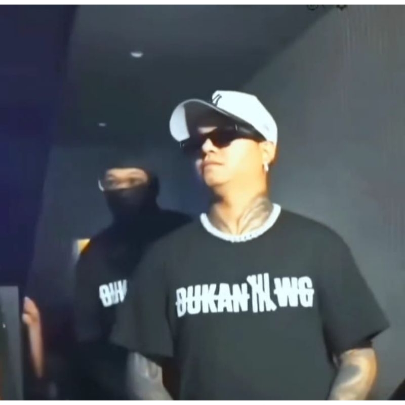 T-SHIRT KAOS DISTRO REZA ARAP BUKAN WG / BAHAN COTTON COMBED 30S 1