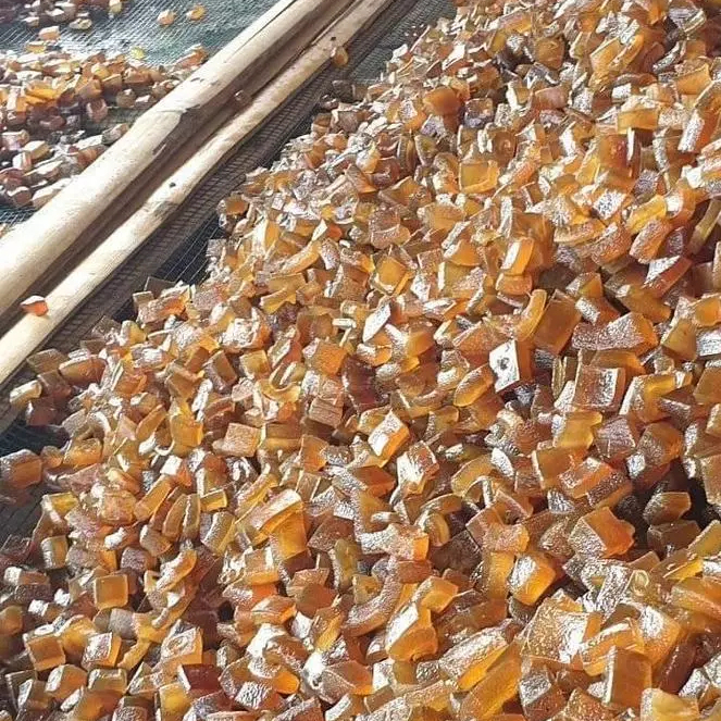 

Cemilan Kerupuk Kulit Sapi 1,5Kg /Krecek Rambak Kulit SapiJangek Mentah/Dorokdok Mentah/KOTAK DADU