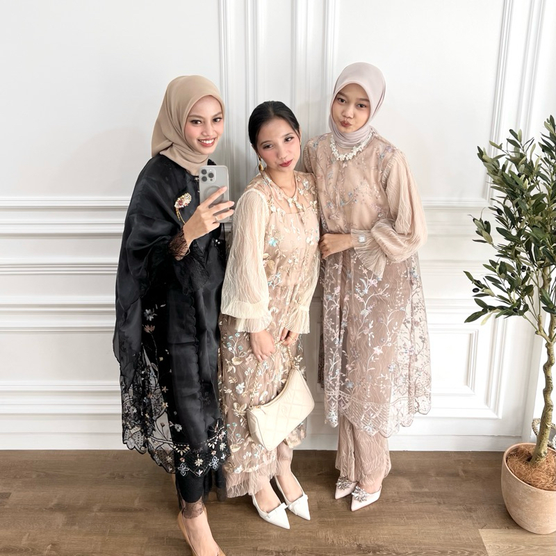 Abinaya - Safiyya Lace OUTER | mewah cantik elegan kondangan pesta kekinian brokat lace