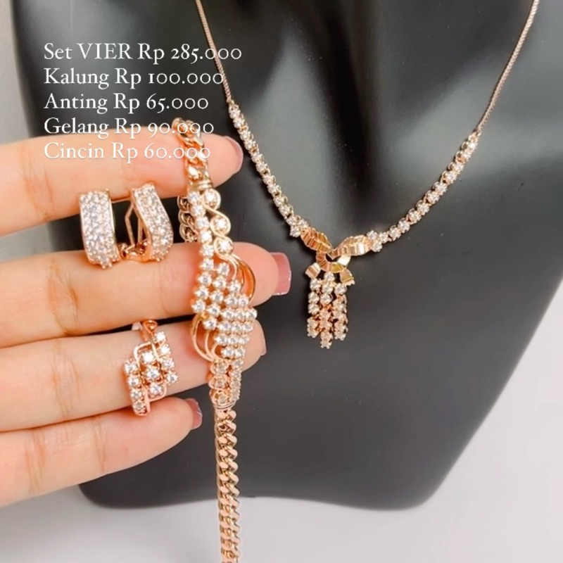 Set replika berlian medan