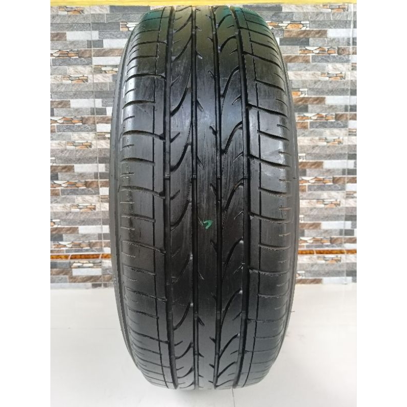 Bridgestone Alenza 001A 215/60R17