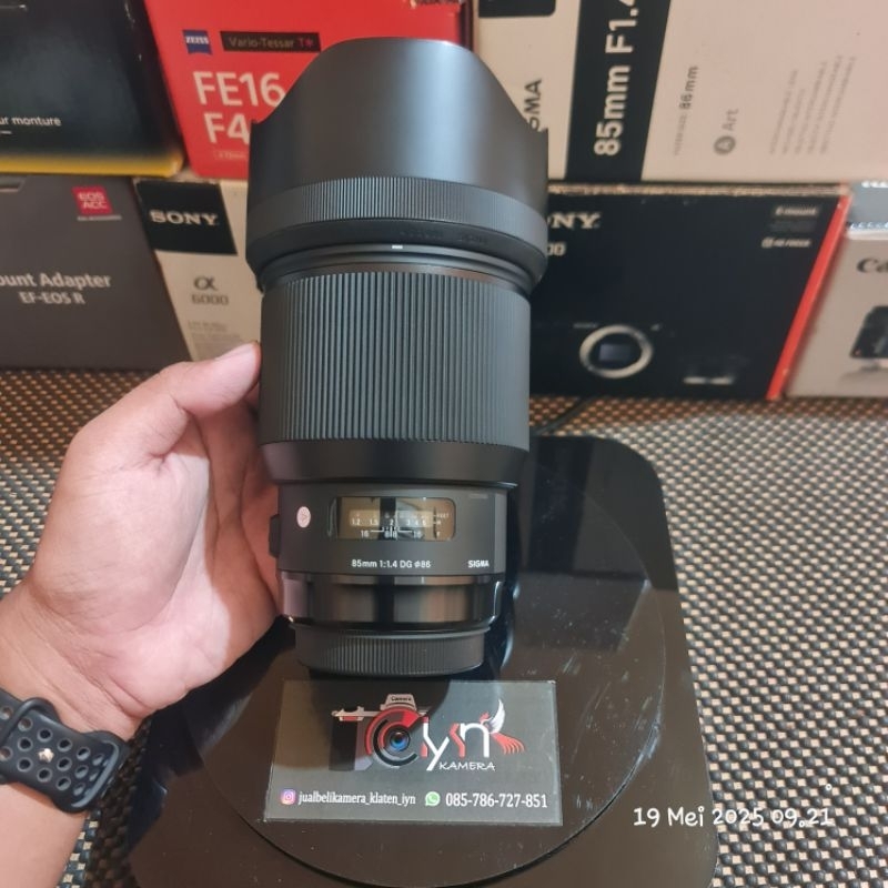 LENSA SIGMA ART 85MM F1.4 DG FOR CANON FULLSET LIKE NEW NO JAMUR