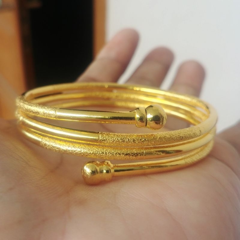 Gelang Lapis Emas Model Lidi Tinju Pasir Melingkar