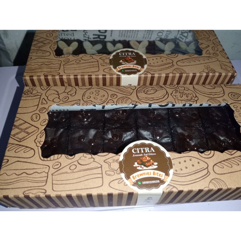 

￼Brownies fudgy shiny crust / brownie bites Panggang dark chocolate / Fudgy Brownies Shiny Crust / brownies skat uk 20x10cm
