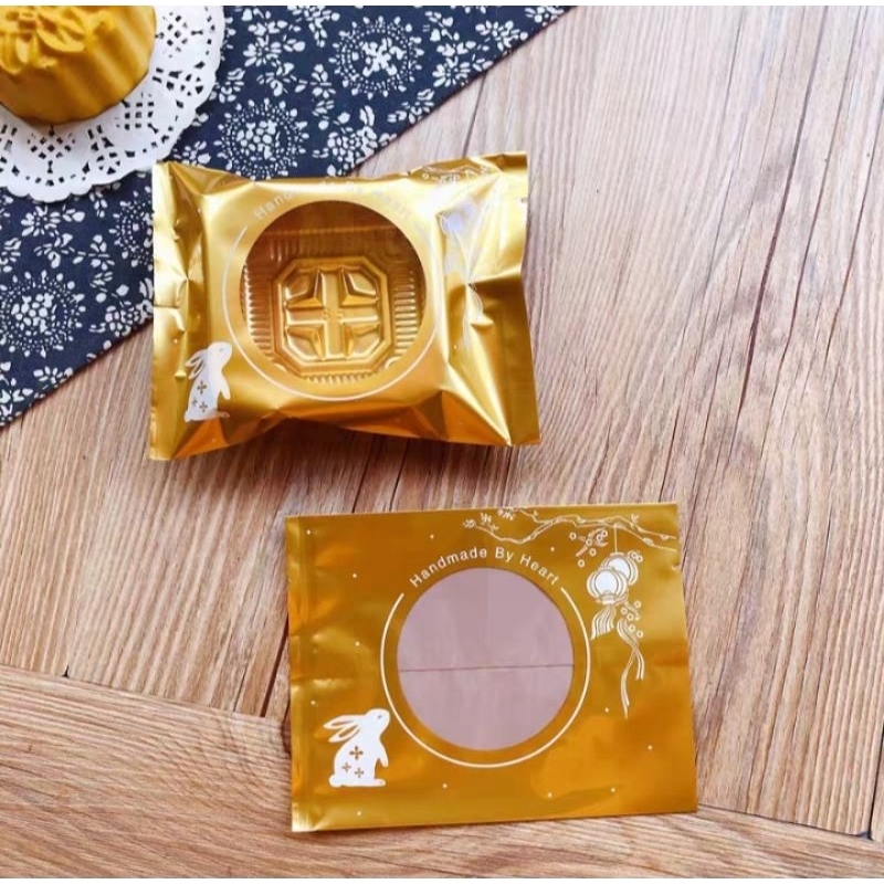 

Plastik Mooncake 11,3x14,8cm & Tray Mika 8,5cm | Plastik Mooncake & Mika Gold 8,5cm | Plastik Kue Bulan & Mika 8,5cm | Kemasan Mooncake | Mooncake Packaging | Plastik Kue