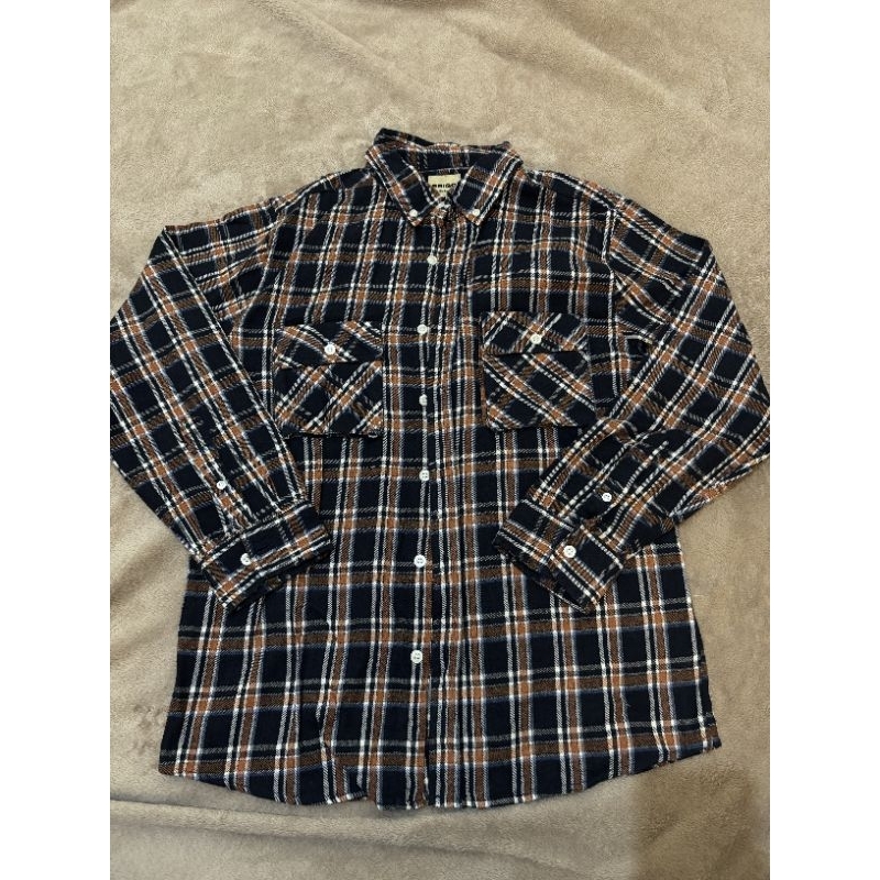 (Preloved) Erigo Flannel Shirt Golden Child Navy / Kemeja Pria Flanel Kotak Kotak