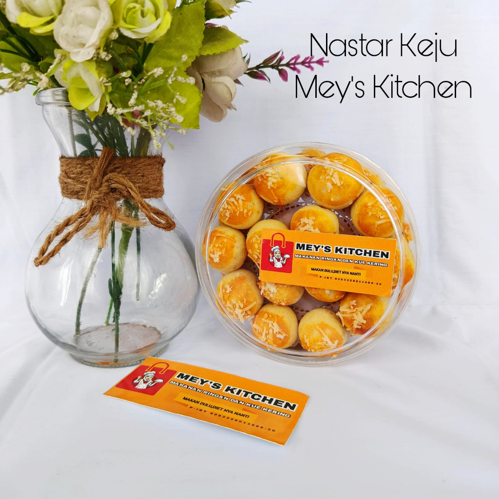 

Kue Kering Nastar Selai Nanas Toping Keju polos 300 gram isi selai banyak rasa gurih lumer di lidah
